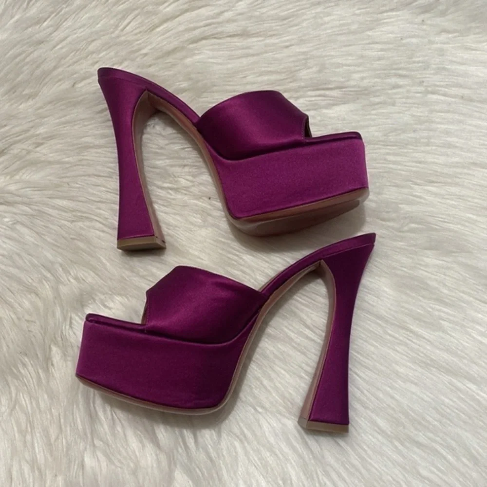 Amina Muaddi‎ Dalida silk satin platform sandal size 36EU
